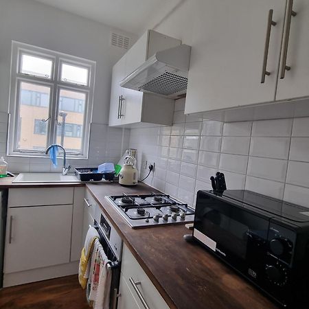 London Zone 2, Easy Travel Apartment Exterior photo